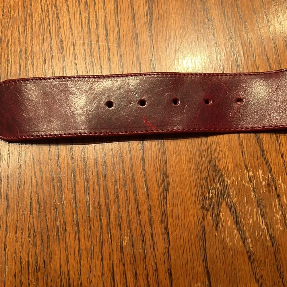 Kenneth Cole Burgundy Leather Belt With 1/2 Silver 1/2 Leather Buckle